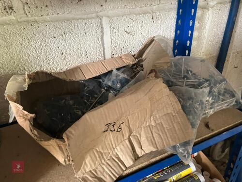 QTY OF STITCHING & ROOFING TEK SCREWS