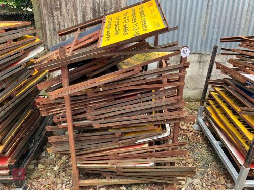 STILLAGE OF ROAD SIGNS