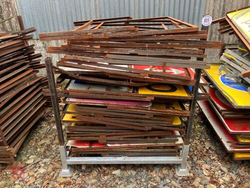 STILLAGE OF ROAD SIGNS