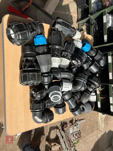 20+ MIXED 32MM PIPE FITTINGS