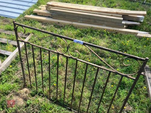 3' - 10'' METAL GARDEN GATE