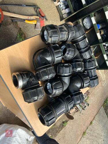 8 MIXED 63MM PIPE JOINERS