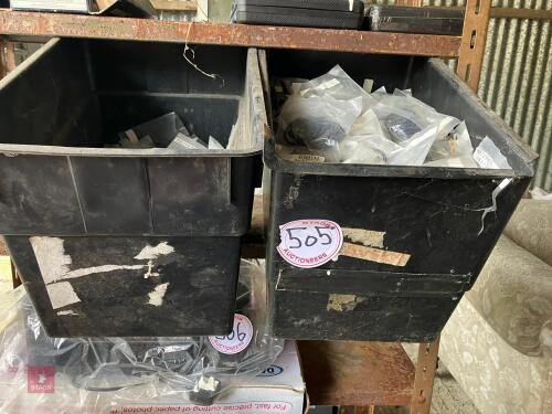LARGE AMOUNT OF RUBBER SEALS