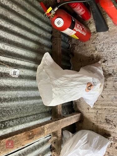 BAG OF PIPE JOINERS