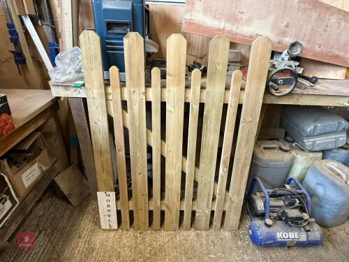 MORWELL WOODEN GATE