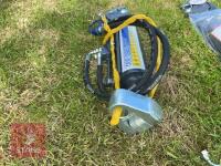 CBM CAT 3, 25 TON HYDRAULIC TOP LINK - 4