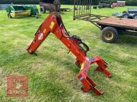 1996 KUHN TELESCOPIC BAG LIFTER - 2