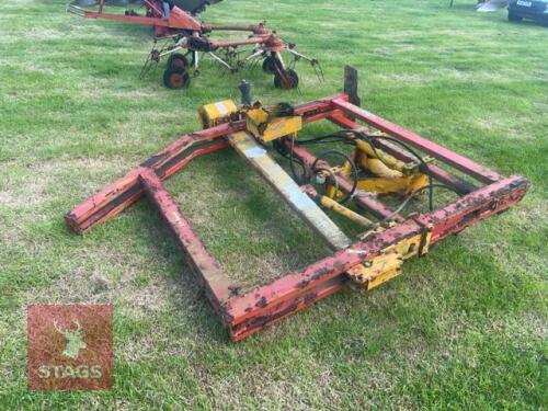RABAUD TRACTOR MOUNTED POST BANGER