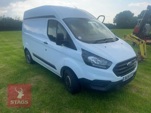 FORD TRANSPORT CUSTMOMECO VAN