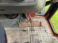 1987 CASE INTERNATIONAL 1394 2WD TRACTOR - 38