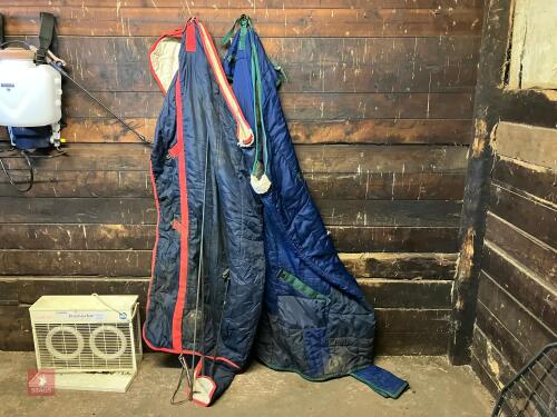 2 INDOOR EQUINE RUGS