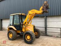 JCB 2CXL FARM-MASTER 4WD WHEELED DIGGER - 2