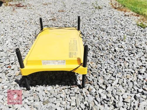 BRINSEA ECOGLOW 1200 CHICK BROODER