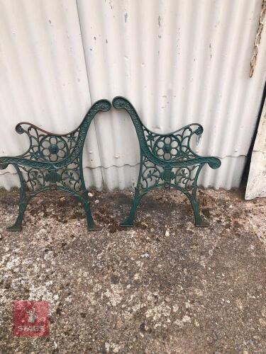 2 GARDEN SEAT ENDS (S/R)