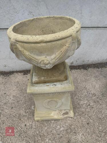 CONCRETE PLANTER/BASE