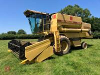 1990 NEW HOLLAND TX32 COMBINE - 2