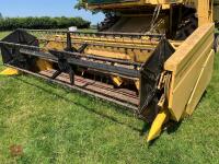 1990 NEW HOLLAND TX32 COMBINE - 4