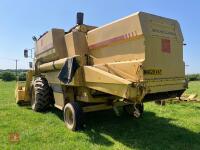 1990 NEW HOLLAND TX32 COMBINE - 18