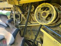1990 NEW HOLLAND TX32 COMBINE - 25