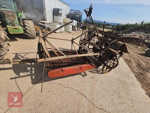 DEERING REED BINDER (S/R)