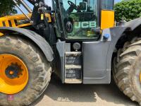 2019 JCB 4220 FASTRAC 4WD TRACTOR - 5