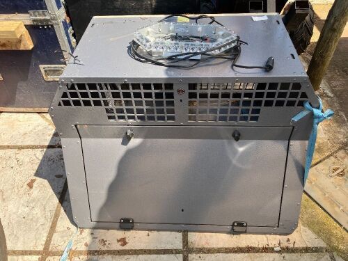 1M X 90CM X 75CM DOG BOX