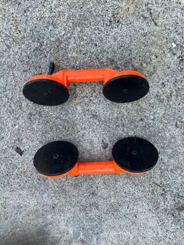 2 GLASS SUCTION TOOLS