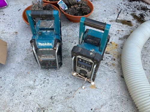2 MAKITA BATTERY RADIOS