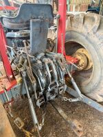 MASSEY FERGUSON 165 2WD TRACTOR - 4