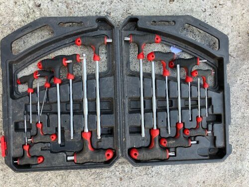 SET OF HEX & STAR KEYS