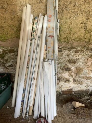 27 ROLLER BLINDS 3'-6' & CURTAIN TRACK