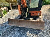 2018 HITACHI ZAXIS 26U 2.6T EXCAVATOR - 3