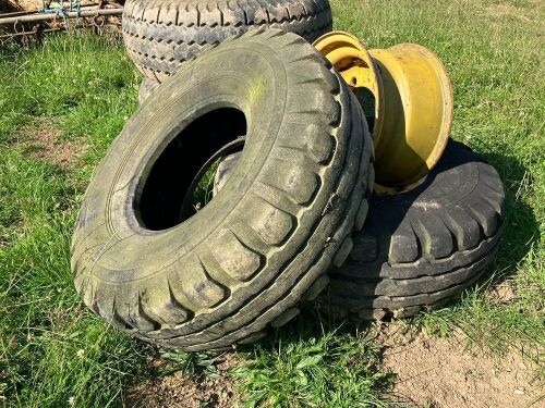 2 X 12.5/80-15.3 WHEELS AND TYRES