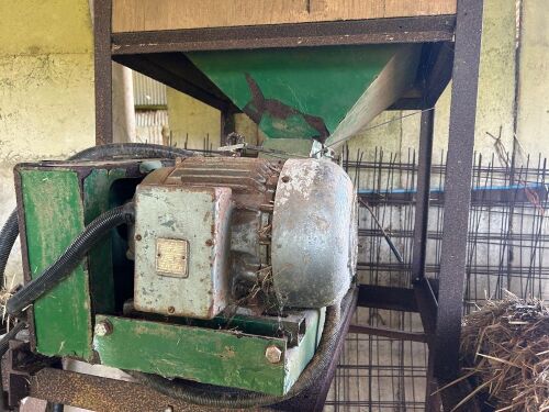 FRASER ROLLER MILL & HOPPER