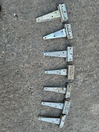GALVANISED HINGES