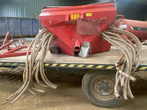 KVERNELAND ACCORD DA 600 KILO HOPPER