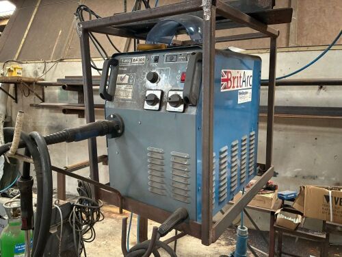 TRACKED RAIL/HOIST