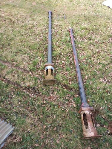 PAIR OF LAMP POSTS & LIGHTS