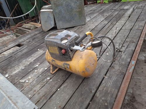 STANLEY AIR COMPRESSOR (S/R)