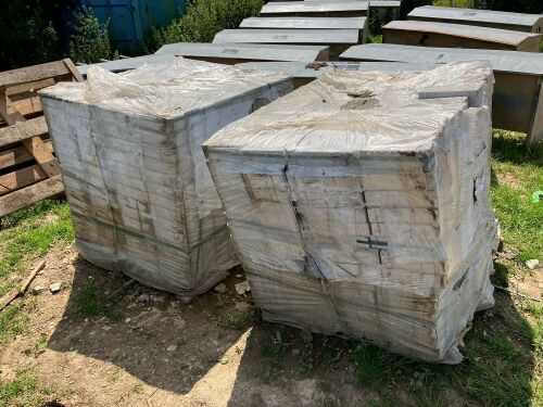 2 PALLETS OF PAVING BRICKS