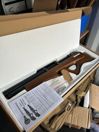 BRAND NEW SMK P10 AIR RIFLE
