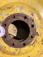 2 JOHN DEERE WHEEL CENTRES - 2
