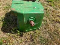 JOHN DEERE 900KG TRACTOR WEIGHT - 5
