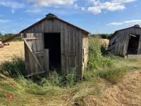 4 MOBILE POULTRY HOUSES - 3