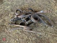 8 CULTIVATOR LEGS - 5