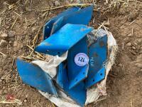 7 PLOUGH/CULTIVATOR PARTS - 6
