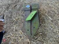 20 PLOUGH PARTS - 7