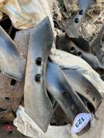 70+ CULTIVATOR FEET/PARTS - 8