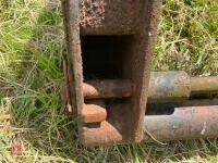 ADAPTER PLATE BRACKET - 3