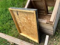 SMALL WOODEN DUCK HOUSE - 6